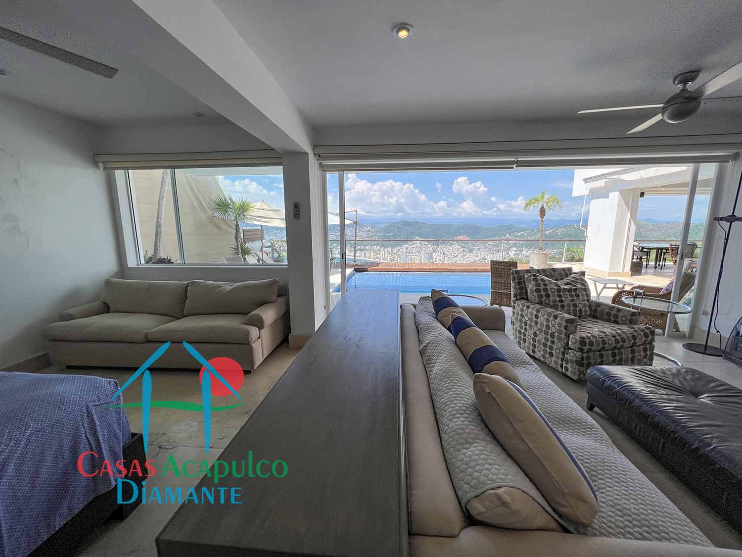 Casa Mezu - Sala de televisión 2